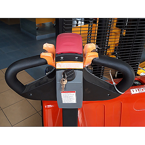 Lítiový elektrický vysokozdvižný vozík HELI 1200 kg, zdvih 3.0 m — CDD12J-3000 -0